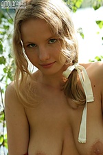 Slim adult amour angels free near a lake
