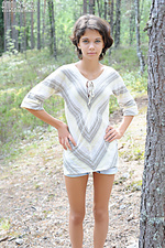 Fresh softcore photography teens hq erotica pics by the car