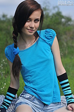 Sweet gorgeous teen gallery babe