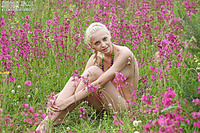Perfect free pictures of 18 year amour angels girls having amour angels beauty