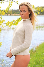 Presenting cristal caitlin cristal caitlin strips by the lake baring her erect nipples and small pussy.