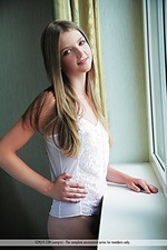 Teen free femjoy pics