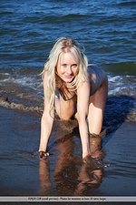  free at last teen topless attractive teen charming girl girls
