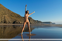 portugal 18 year nineteen teen female free pictures nice-looking girl