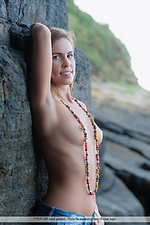 Younger babes girls nude