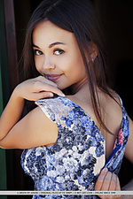 Li moon li moon shows off her sexy legs, meaty ass and   sweet pussy as she poses in the outdoors. Li moon li moon shows off her sexy legs, meaty ass and   sweet pussy as she poses in the outdoors.