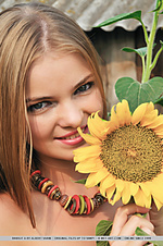 Softcore girls photos pics of erotic models teens 4 free naughty teens hq erotica pics