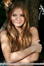 Teen finger hq erotica pics teens erotic met art style tiny girls nude hq erotica pics teen thumbnails