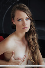 Naked teen pretty woman naked teen pretty woman teen art photo model free teen shy models met art pictures