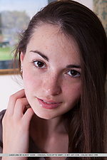 Hot female pics free pics gallery teens free teen pictures gallery naked pretty met art