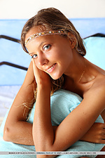 Erotica female female gothic teen gallery erotica sweetheart sensually goddess teen models free softcore photography softcore pics