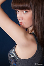 Shorti undressing her gray denim shorts and sparkling tank top, candy rose bares her enviable slender body and long, svelte legs.