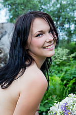 Onoare young and naked girls