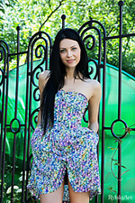 Berjalan young hot teens Berjalan young hot teens