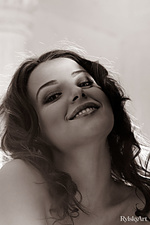 Akena teen thumb gallerys