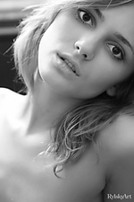 Young 19 year nineteen girls nude